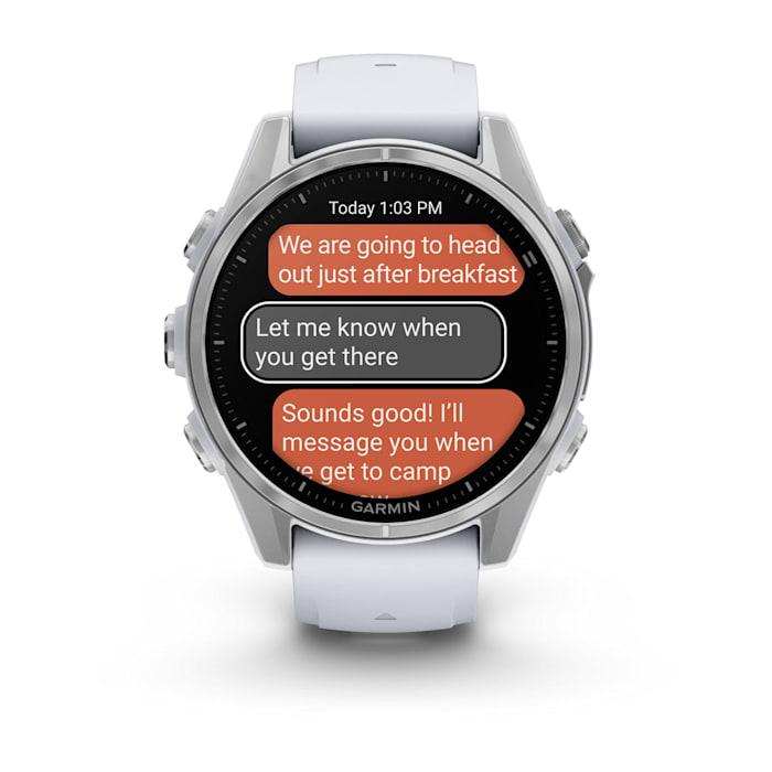 Fēnix® 8 - 43 mm, AMOLED, Silver con cinturino Whitestone in silicone
