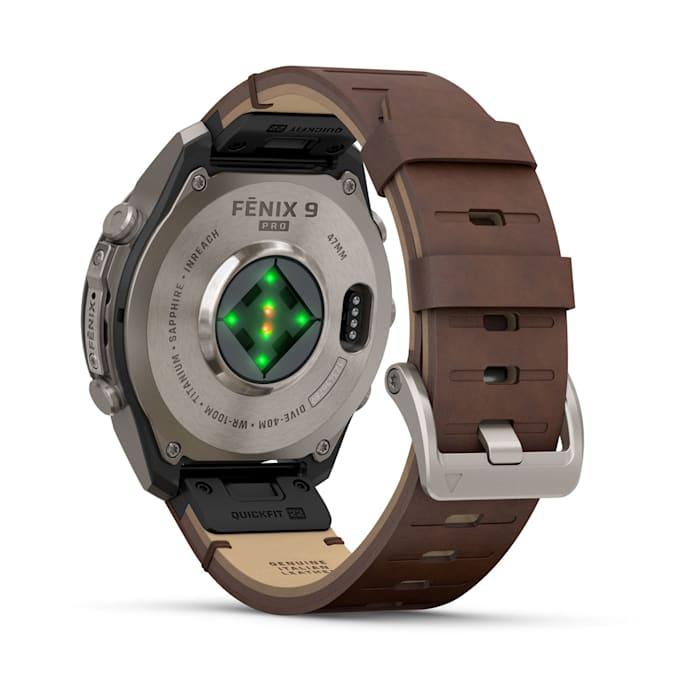 Fenix 9 Pro – inReach, 47mm, Titanio con cinturino in pelle Walnut