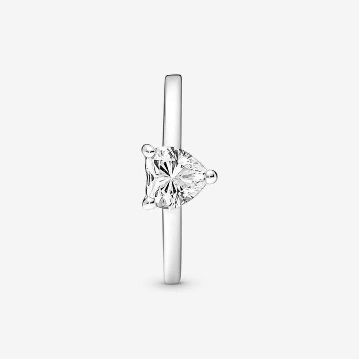 Anello Solitario con Pietra Cuore