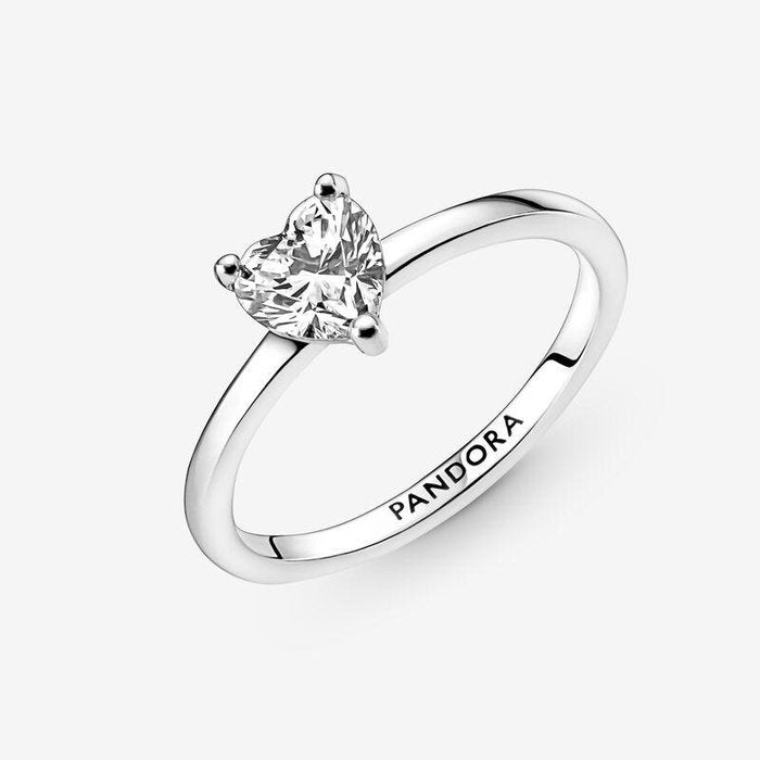 Anello Solitario con Pietra Cuore
