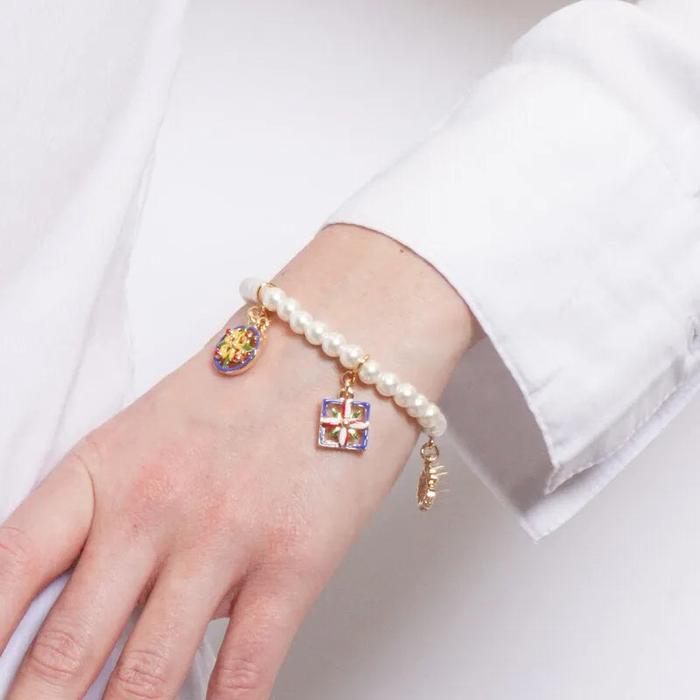 Bracciale in Metallo elastico con ciondoli