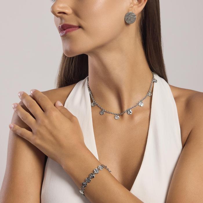 Bracciale con tondi effetto martellato