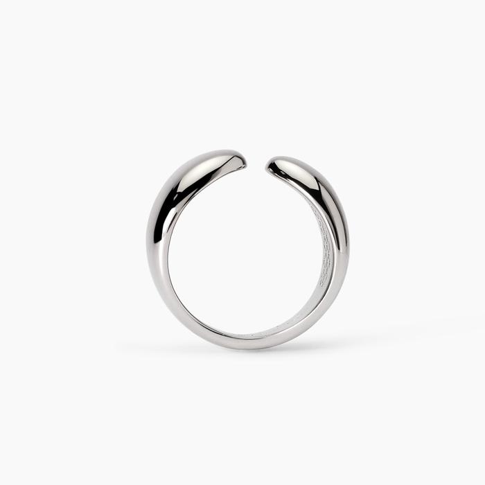 Anello contrarié in argento New Era