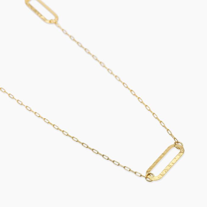 Collana dorata con maglie allungate martellate Style 83