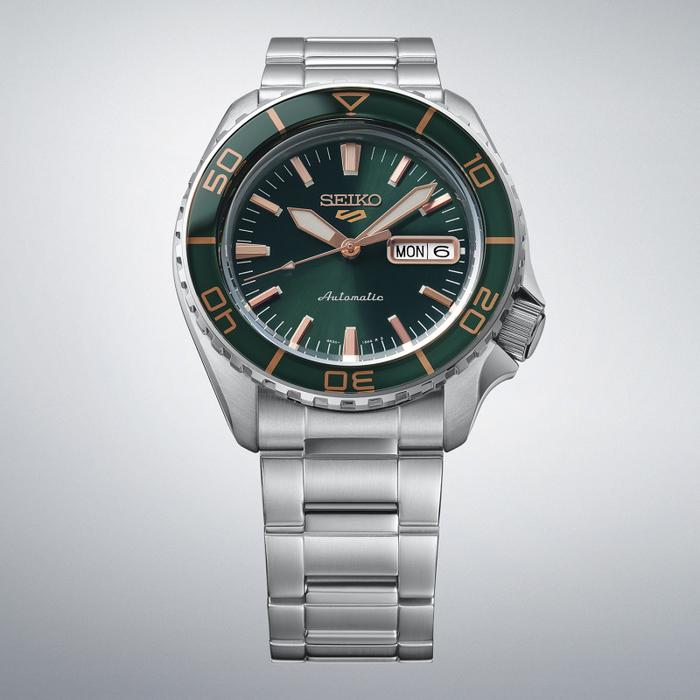 Orologio Seiko 5 Sports ~ Automatico 3 sfere data