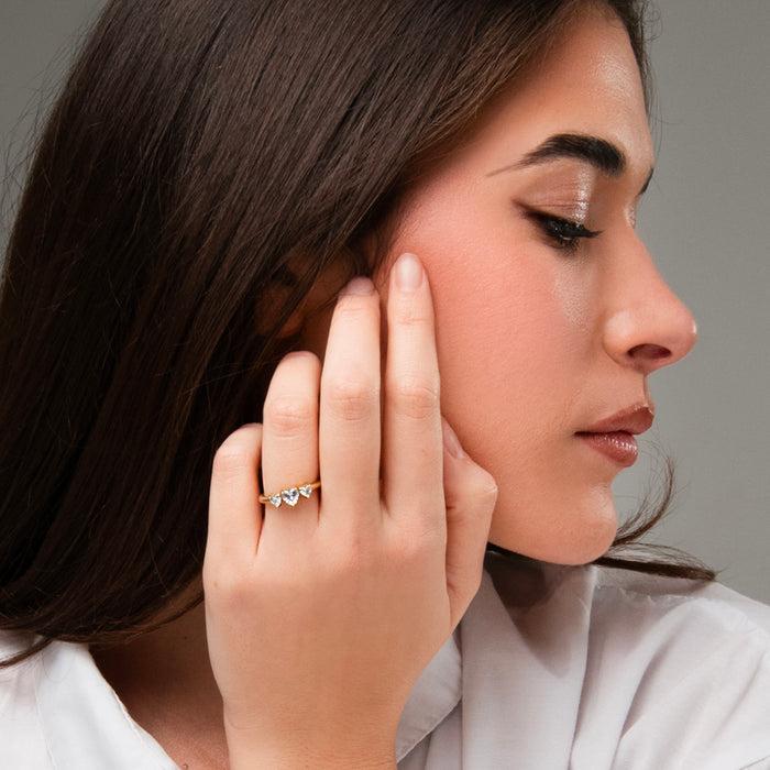 ANELLO DONNA IN ACCIAIO IP GOLD CON CUORI CON ZIRCONI BIANCHI