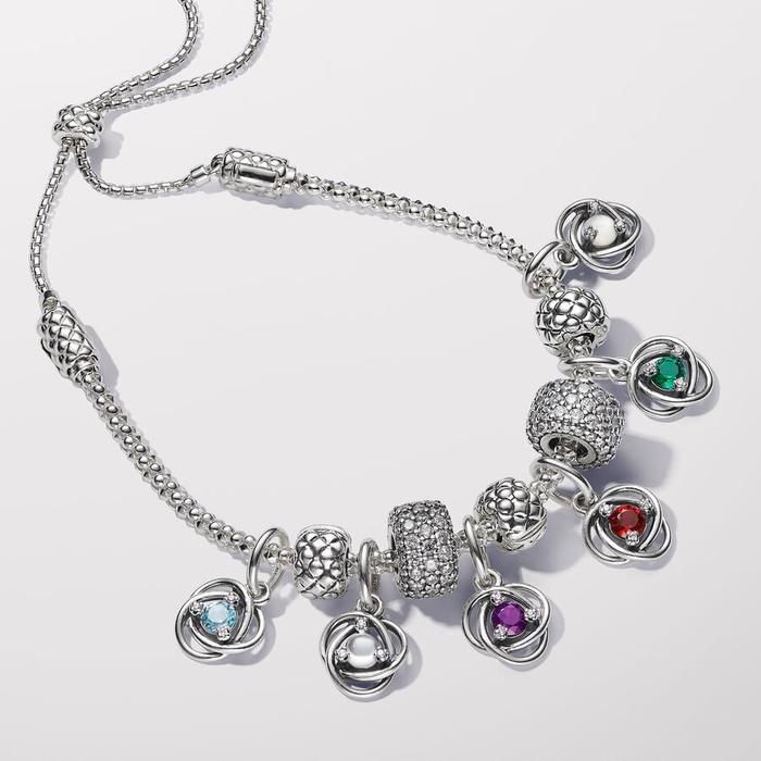 Charm Pendente Cerchio Eterno Verde Scuro Maggio