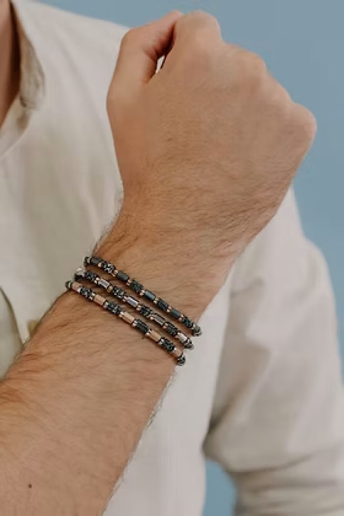 Bracciale in acciaio con sodalite ed ematite