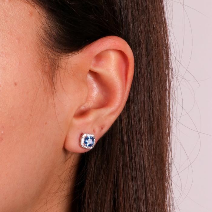 Orecchini in Argento 925 con zircone centrale blu