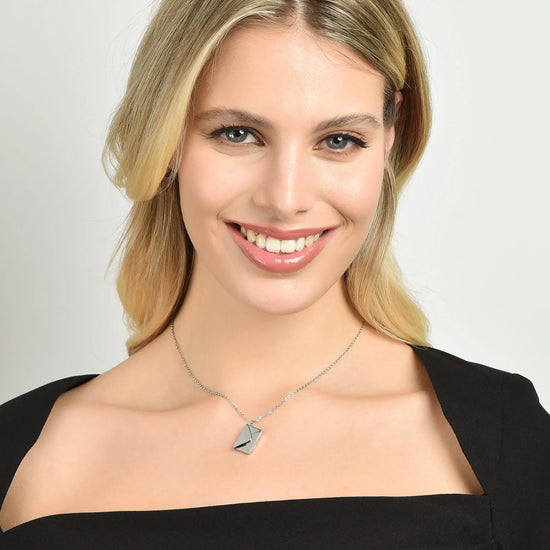 COLLANA DONNA IN ACCIAIO CON BUSTA LETTERA