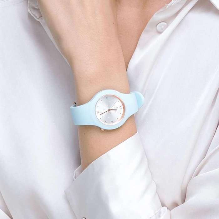 Orologio in silicone azzurro quadrante silver con cristalli bianchi