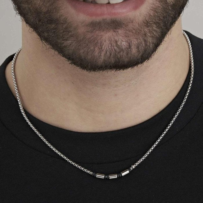 Collana in acciaio con elementi ip nero