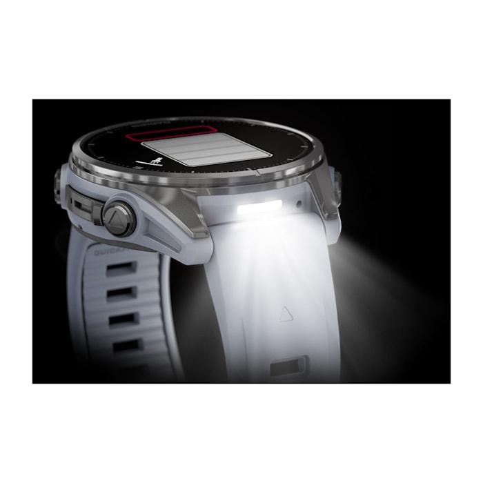 Fēnix® 8 - 43 mm, AMOLED, Silver con cinturino Whitestone in silicone