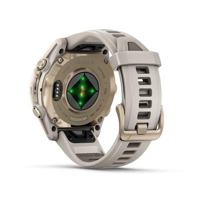 Fēnix® 8 - 43 mm, AMOLED, Sapphire, Soft Gold con cinturino  Fog grey/dark sandstone in silicone