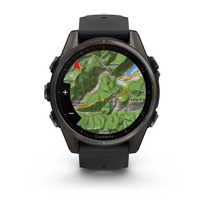 Fēnix® 8 - 43 mm, AMOLED, Sapphire, Titanio, Carbon Gray DLC con cinturino in silicone Black/pebble grey - 010-02903-21