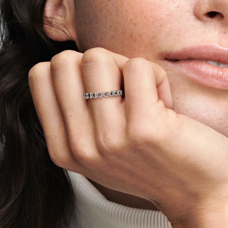 Anello Fascia di Cuori