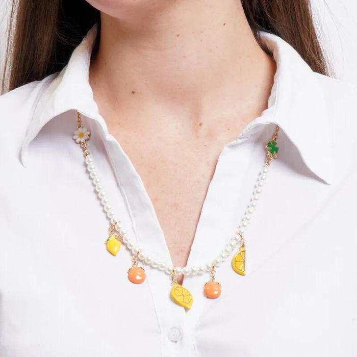 Collana in Metallo con charm a forma di, limoni, arance, margherite e quadrifoglio