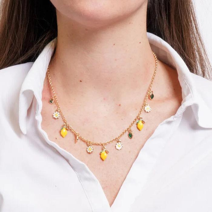 Collana in Metallo con charm a forma di limoni, arance e margherite