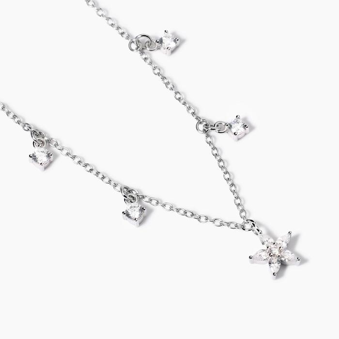 Girocollo in argento con ciondolo fiore Incantesimo