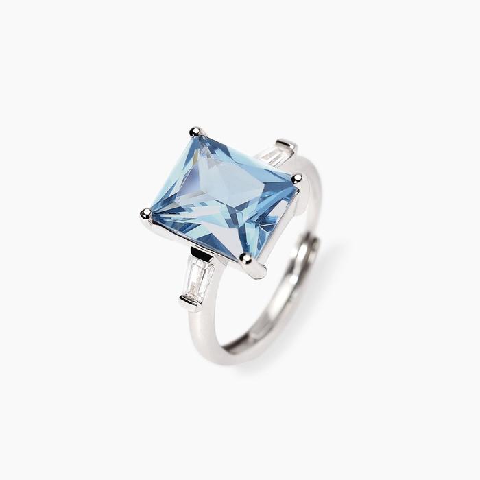 Anello con acquamarina sintetica BATTITO