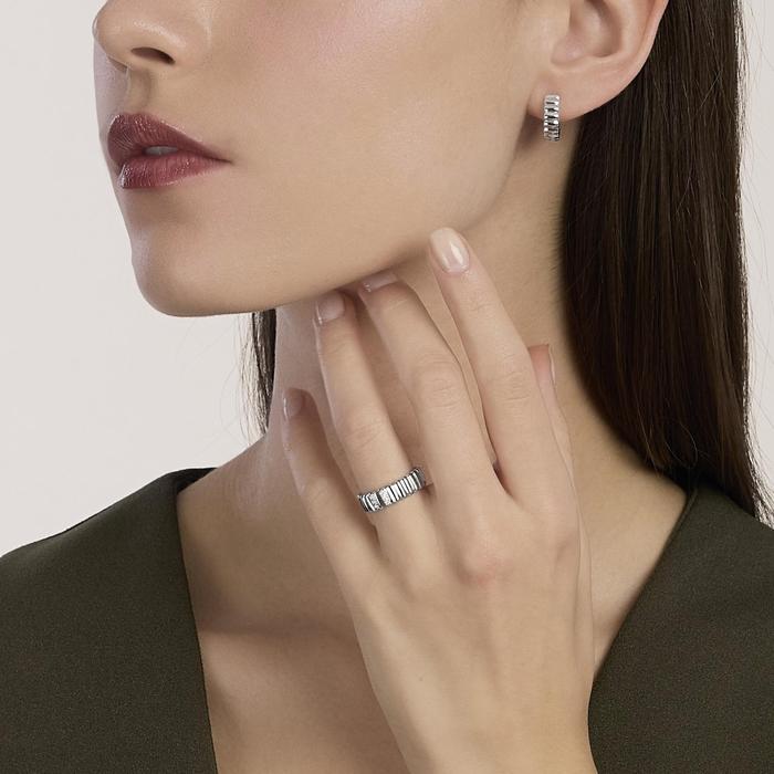Orecchini a cerchio in argento rodiato JANE