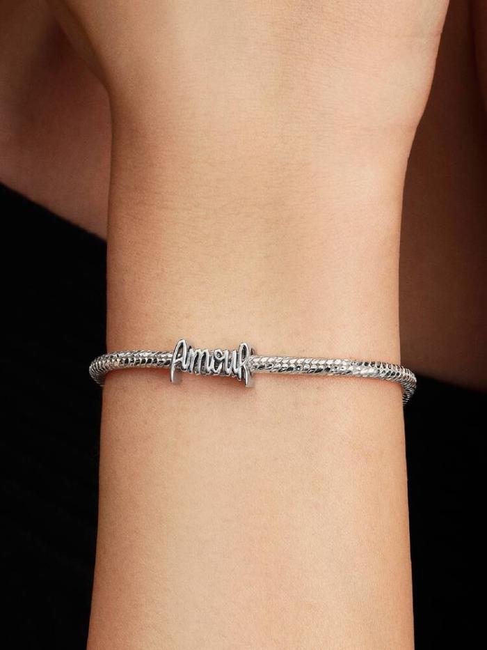 Charm "Amour"