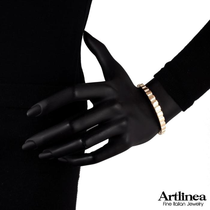Collana in oro 18kt con finitura lucida gialla