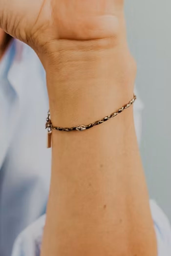 Bracciale in Argento brunito e lucido, Diamante e Spinelli neri