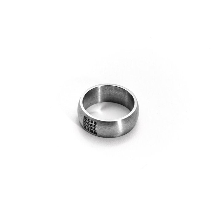 Anello satin link white satinato zirconi neri