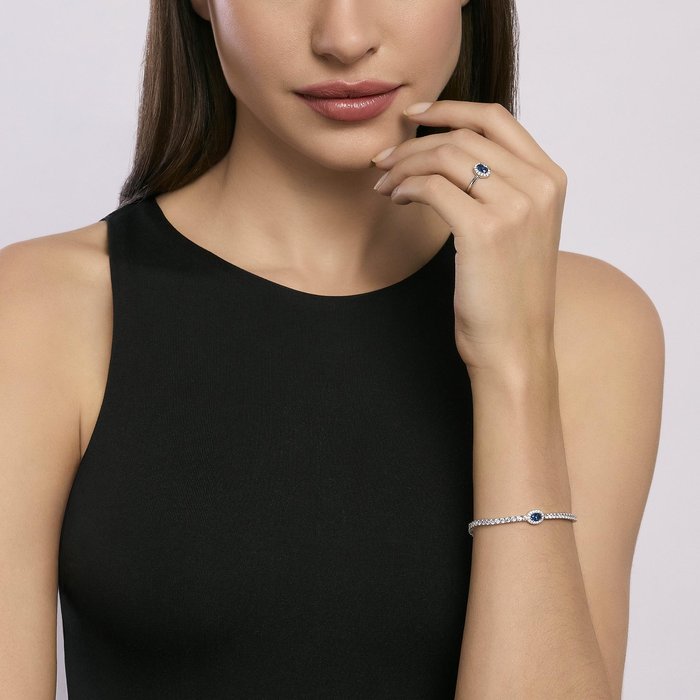 Anello con zaffiro sintetico ovale COOL OR RÉTRO?
