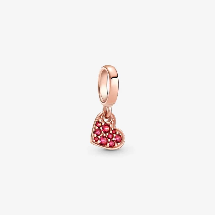 Charm pendente Cuore obliquo con pavé rosso
