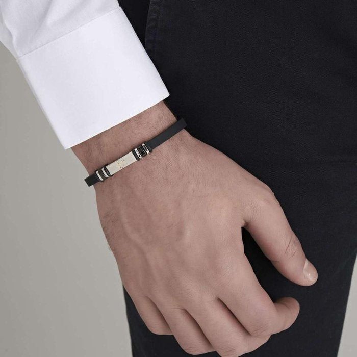Bracciale in silicone nero con piastra in acciaio e ancora ip rose