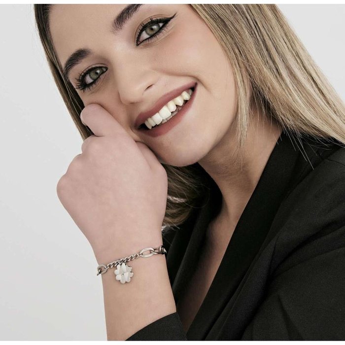 Bracciale in acciaio con quadrifoglio