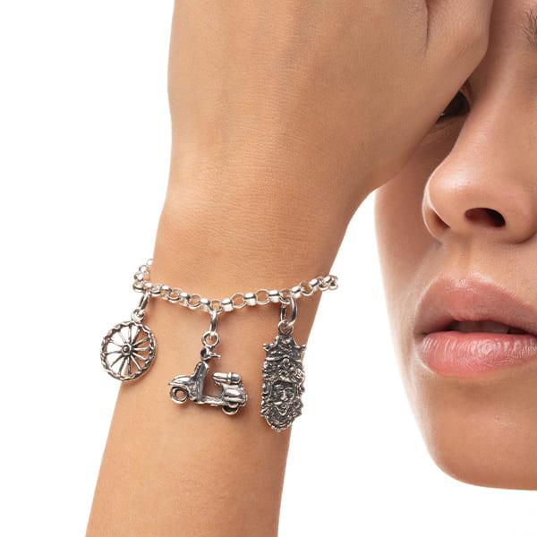 Charm Vespetta Nude