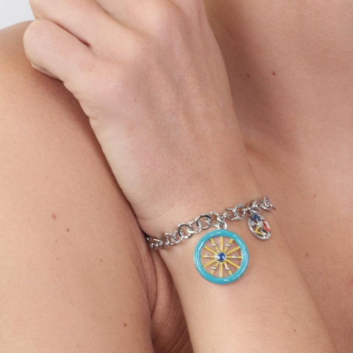 Bracciale in Metallo maglia rolò, con ruota carretto siciliano pendente impreziosita da smalti colorati