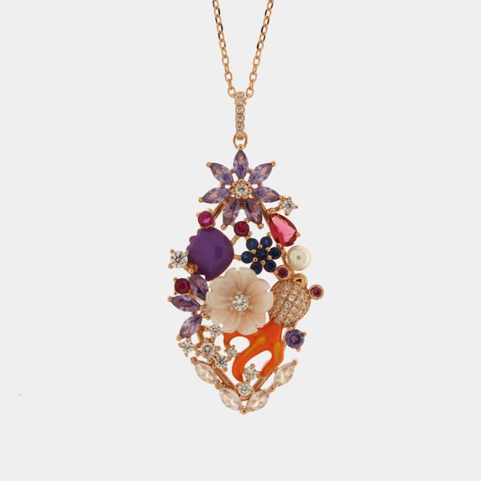 Collana in Argento 925 pendente ovale con zirconi bianchi, fiori in madreperla e perle di fiume